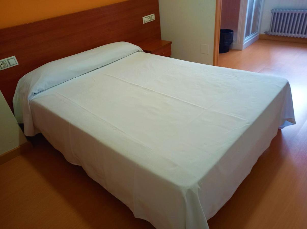 Pension San Roque Lugo Exterior photo